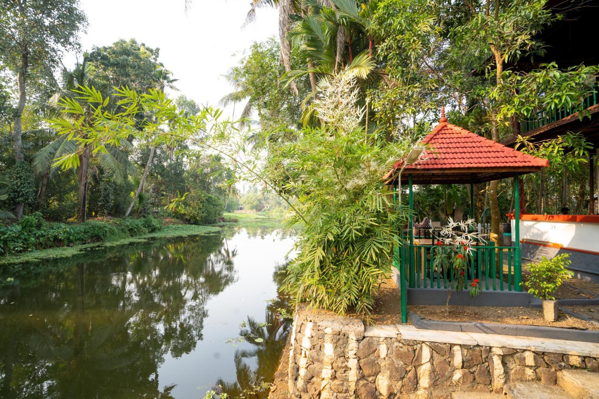 Hotel Garggi Backwater Retreat Kottayam Zewnętrze zdjęcie